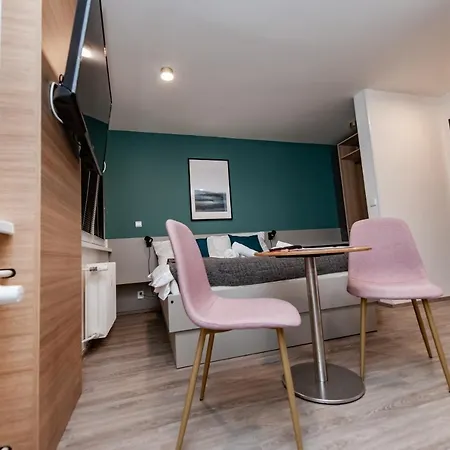 4u: Kampus Apartamento